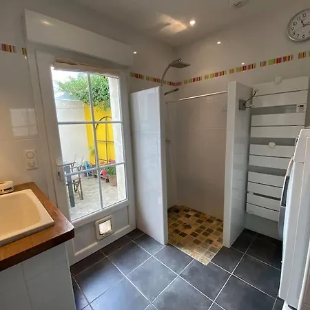 Maison De Charme Proche Plages & Commerces Фура